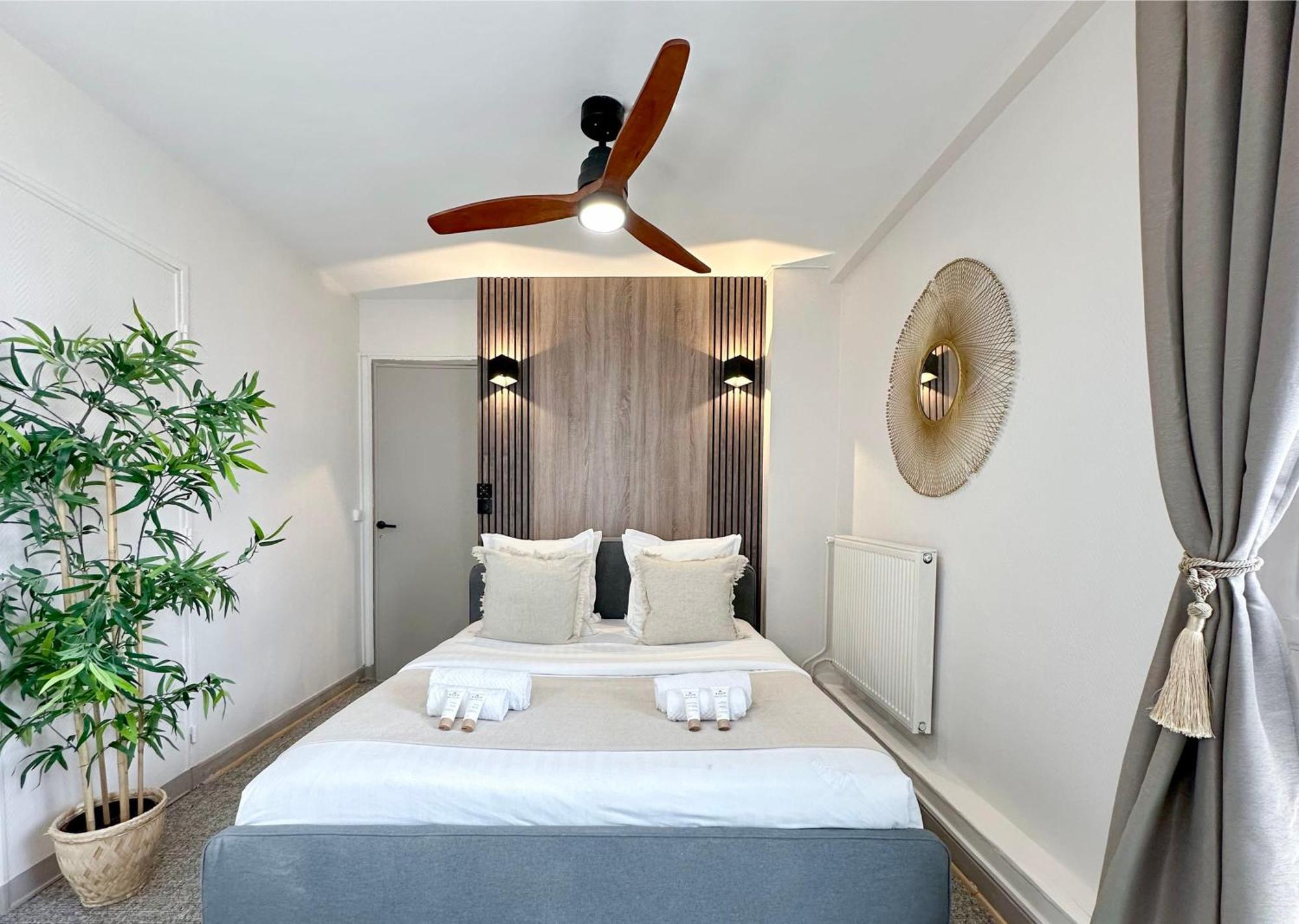 Spacious & Luxurious Flat In Montparnasse Paris Exterior photo