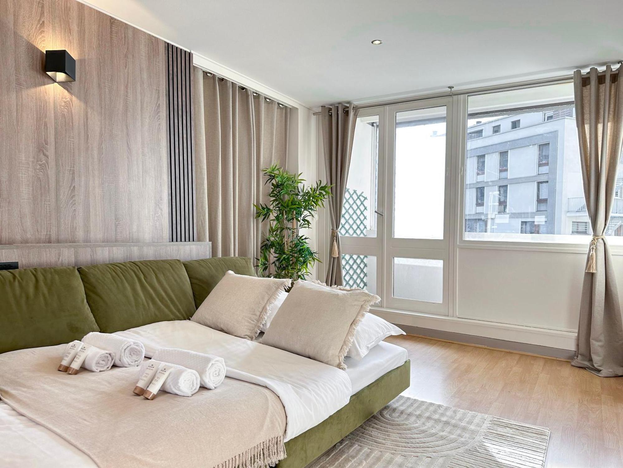 Spacious & Luxurious Flat In Montparnasse Paris Exterior photo